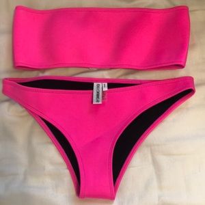 HOAKA NEON PINK BIKINI